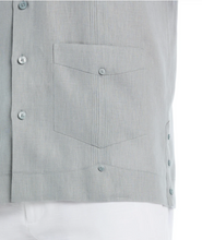 Load image into Gallery viewer, Cubavera Short Sleeve 100% Irish Linen Guayabera