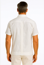 Load image into Gallery viewer, Men’s Wrinkle-Free Linen Blend Short Sleeve Guayabera