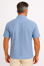Load image into Gallery viewer, Men’s Wrinkle-Free Linen Blend Short Sleeve Guayabera
